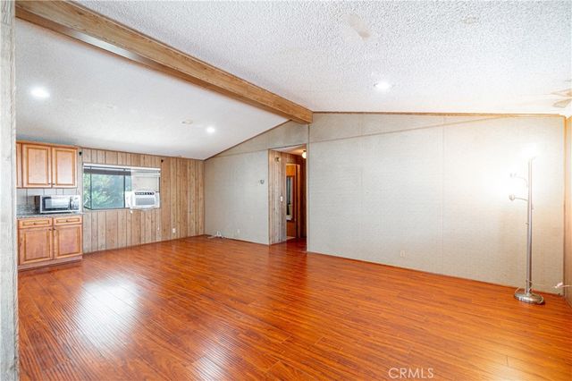 17700 Western 76, Gardena, CA 90248