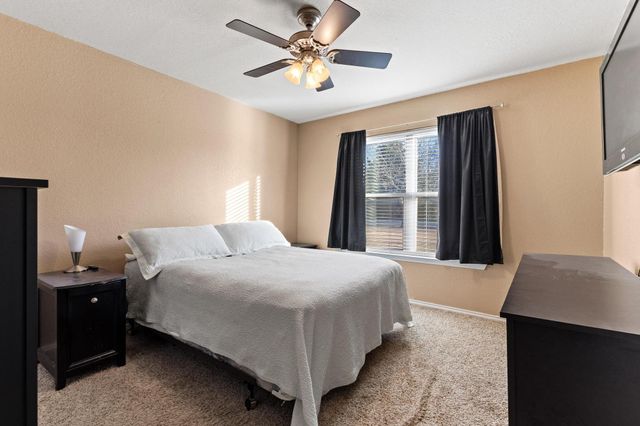 3954 County Road 1141, Leonard, TX 75452