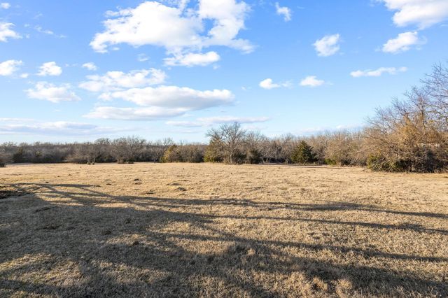 3954 County Road 1141, Leonard, TX 75452