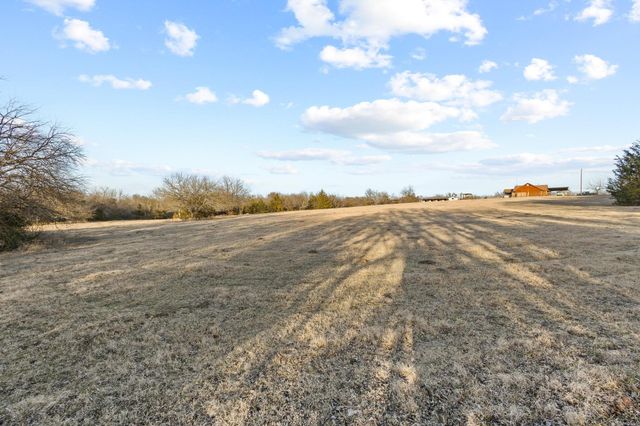 3954 County Road 1141, Leonard, TX 75452