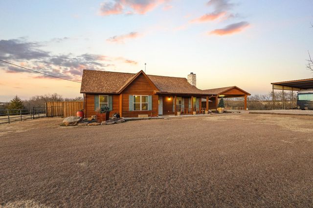 3954 County Road 1141, Leonard, TX 75452