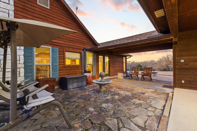 3954 County Road 1141, Leonard, TX 75452