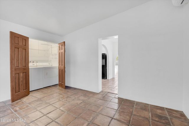 2442 E Mabel Street, Tucson, AZ 85719