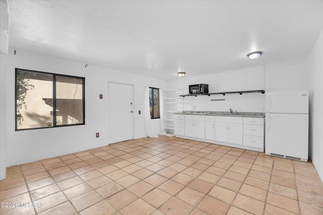 2442 E Mabel Street, Tucson, AZ 85719