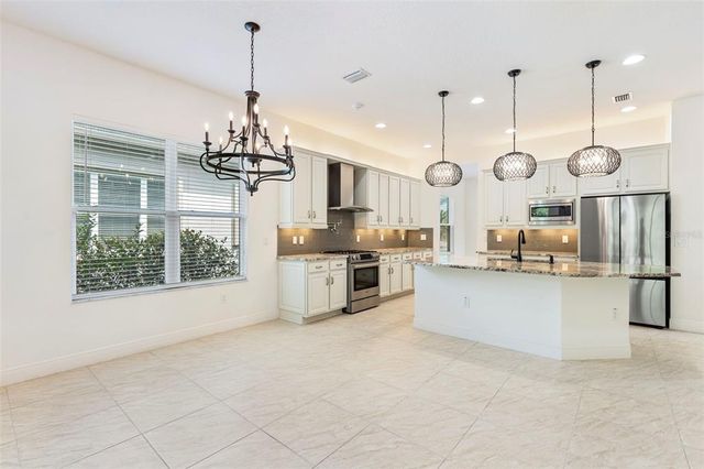 30900 SPRUCEBERRY COURT, Wesley Chapel, FL 33543