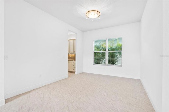 30900 SPRUCEBERRY COURT, Wesley Chapel, FL 33543