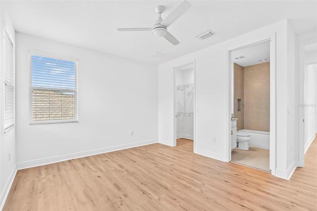 30900 SPRUCEBERRY COURT, Wesley Chapel, FL 33543