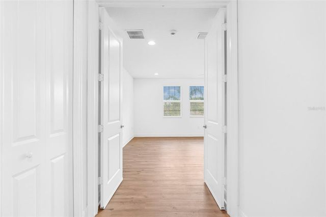 30900 SPRUCEBERRY COURT, Wesley Chapel, FL 33543