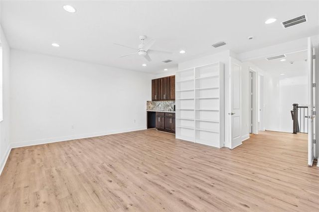 30900 SPRUCEBERRY COURT, Wesley Chapel, FL 33543