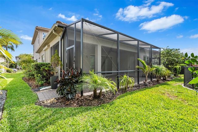 30900 SPRUCEBERRY COURT, Wesley Chapel, FL 33543
