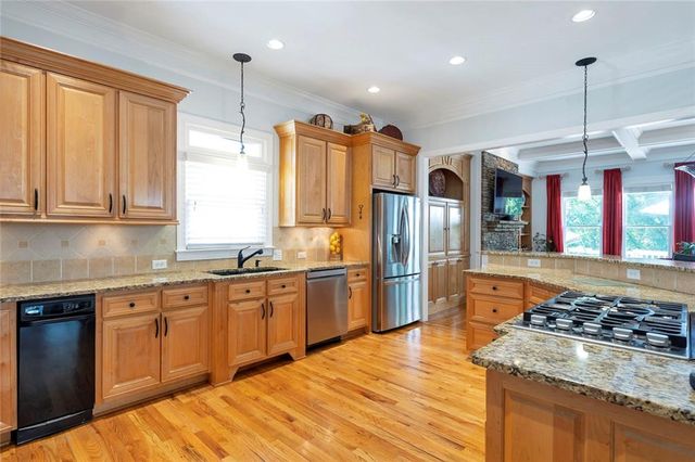 2059 Mason Mill Road, Decatur, GA 30033
