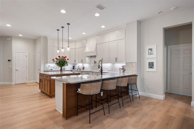 6023 BLAKEFORD DR, Windermere, FL 34786