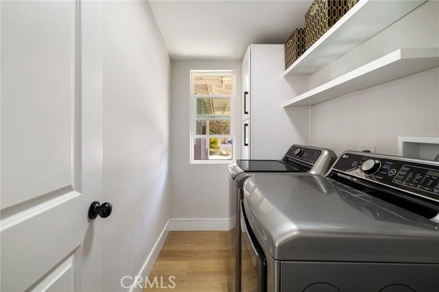 19945 Gresham Street, Northridge (los Angeles), CA 91324