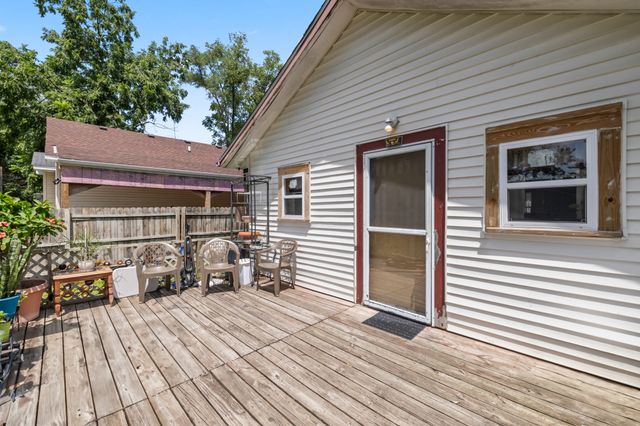804 E 21st Court, Des Moines, IA 50317