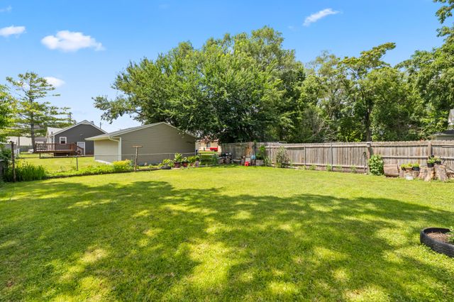 804 E 21st Court, Des Moines, IA 50317