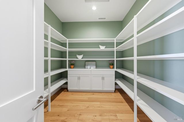 3945 Parker Hill Rd, Santa Rosa, CA 95404