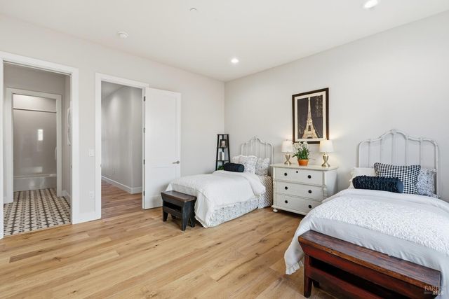 3945 Parker Hill Rd, Santa Rosa, CA 95404