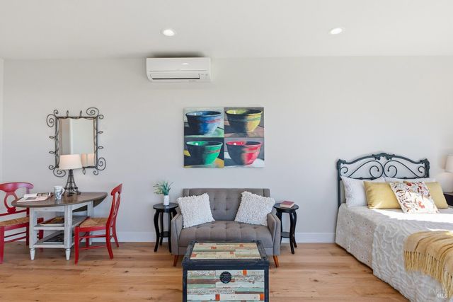 3945 Parker Hill Rd, Santa Rosa, CA 95404