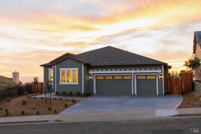 3945 Parker Hill Rd, Santa Rosa, CA 95404