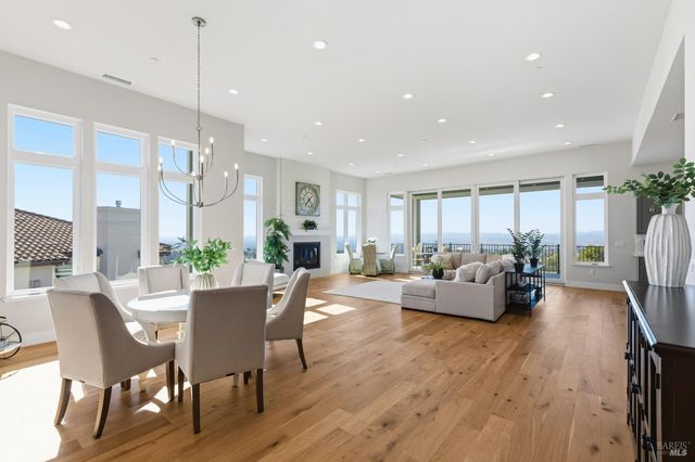 3945 Parker Hill Rd, Santa Rosa, CA 95404