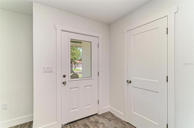 6105 7TH AVENUE DRIVE W, Bradenton, FL 34209