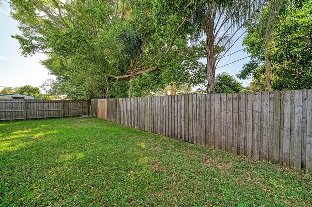 6105 7TH AVENUE DRIVE W, Bradenton, FL 34209