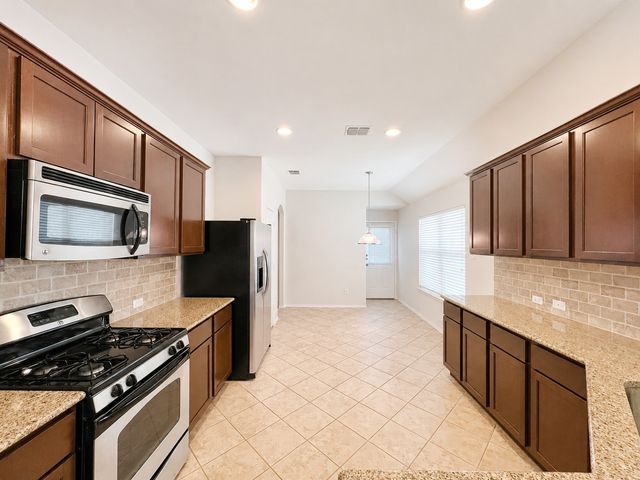 2833 Houston Wood Drive, Fort Worth, TX 76244
