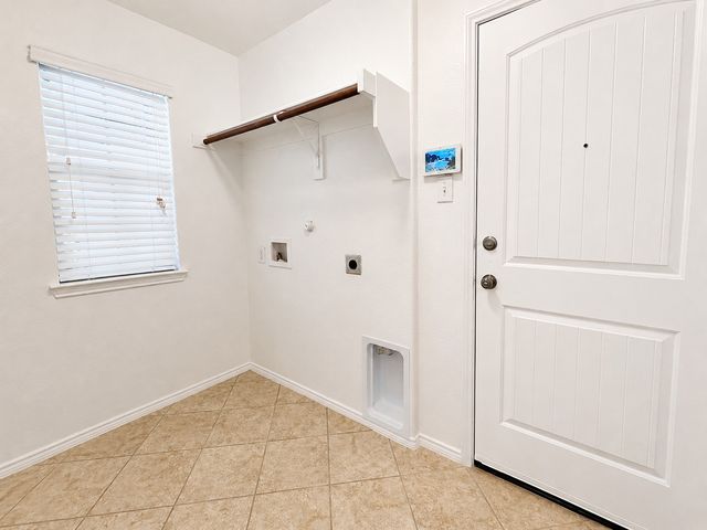 2833 Houston Wood Drive, Fort Worth, TX 76244