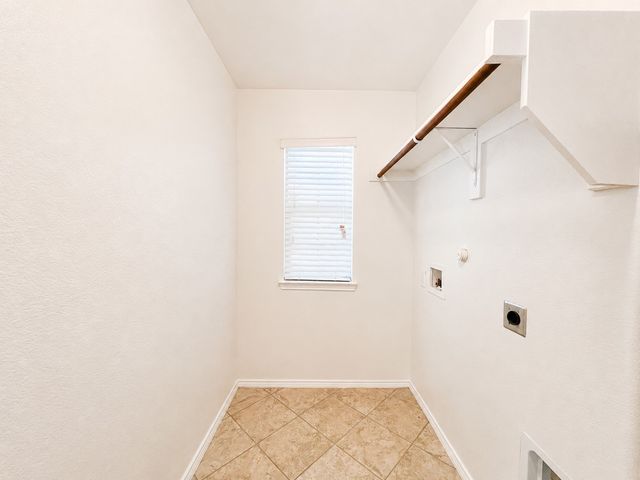 2833 Houston Wood Drive, Fort Worth, TX 76244