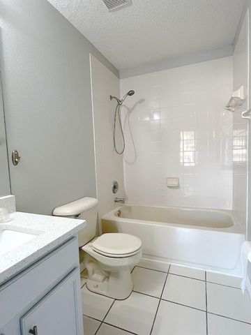 12706 COUNTRY BROOK LANE, Tampa, FL 33625