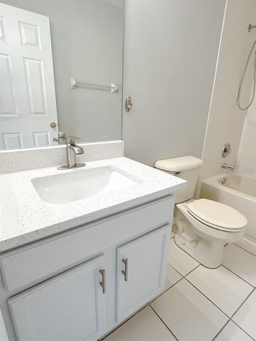 12706 COUNTRY BROOK LANE, Tampa, FL 33625