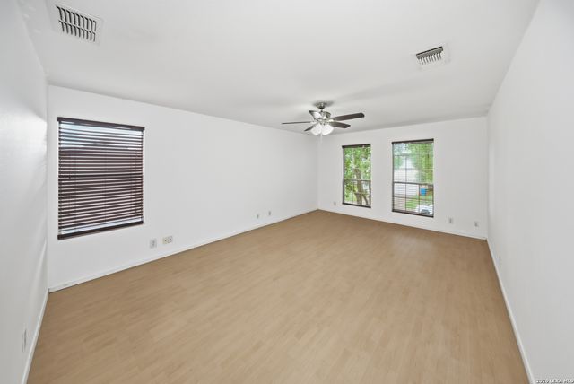8226 Grand bnd, San Antonio, TX 78250