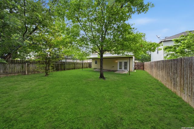 8226 Grand bnd, San Antonio, TX 78250