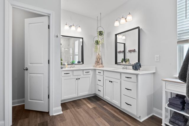 1017 Beechfield Ct., Conway, SC 29526