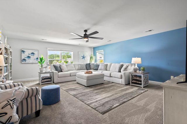 1017 Beechfield Ct., Conway, SC 29526