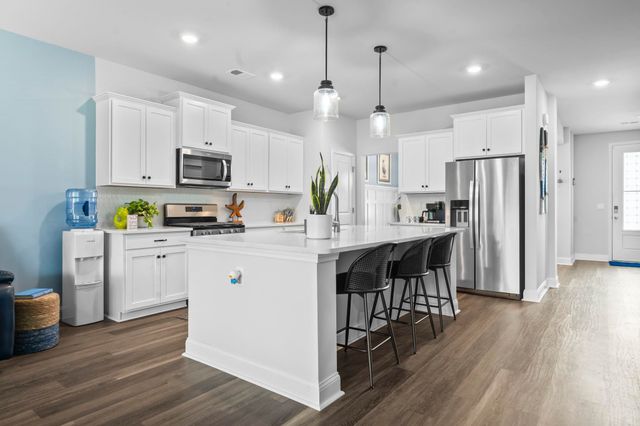 1017 Beechfield Ct., Conway, SC 29526