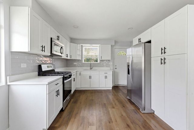 7836 S Kedvale Avenue, Chicago, IL 60652