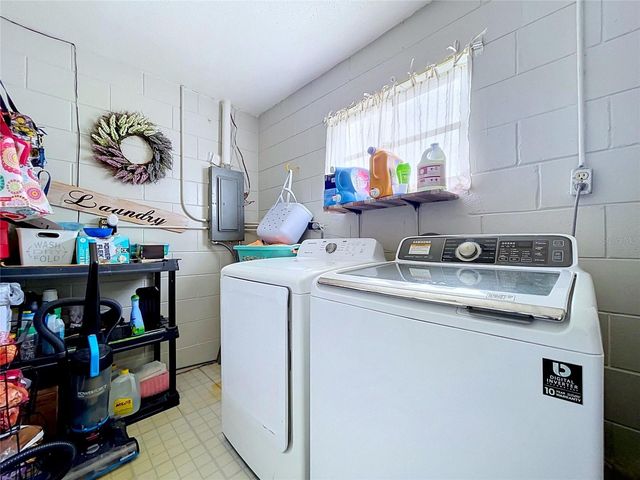392 OLD DIXIE HIGHWAY, Bowling Green, FL 33834