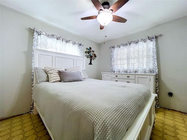 392 OLD DIXIE HIGHWAY, Bowling Green, FL 33834