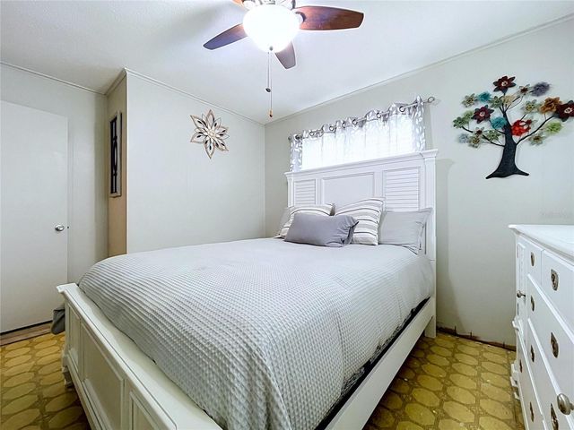 392 OLD DIXIE HIGHWAY, Bowling Green, FL 33834