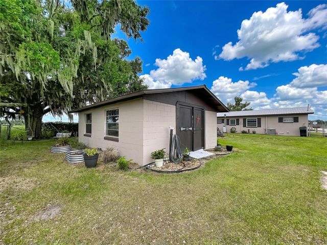 392 OLD DIXIE HIGHWAY, Bowling Green, FL 33834