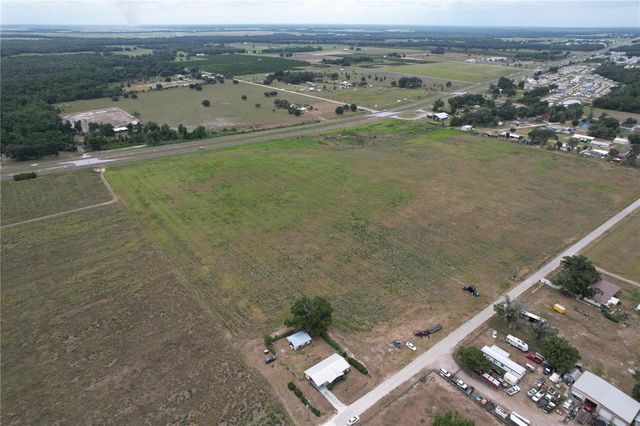 392 OLD DIXIE HIGHWAY, Bowling Green, FL 33834
