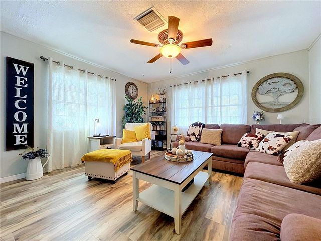 392 OLD DIXIE HIGHWAY, Bowling Green, FL 33834
