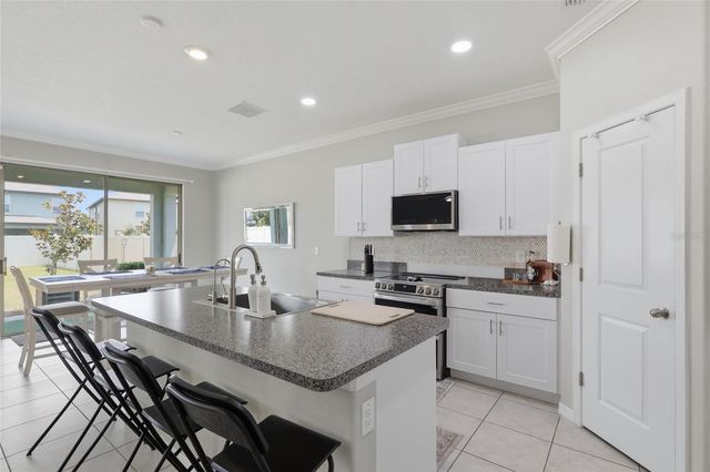 8882 FLOURISH DRIVE, Land O Lakes, FL 34637
