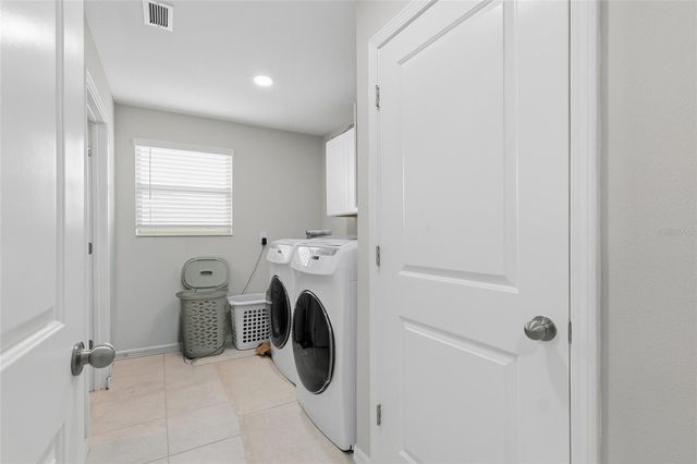 8882 FLOURISH DRIVE, Land O Lakes, FL 34637
