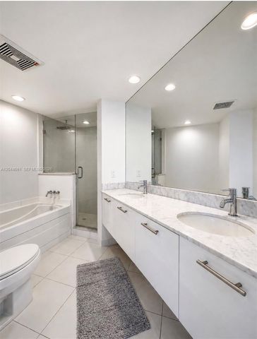 55 SE 6th St 2802, Miami, FL 33131