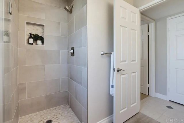 2171 Paseo Grande, El Cajon, CA 92019