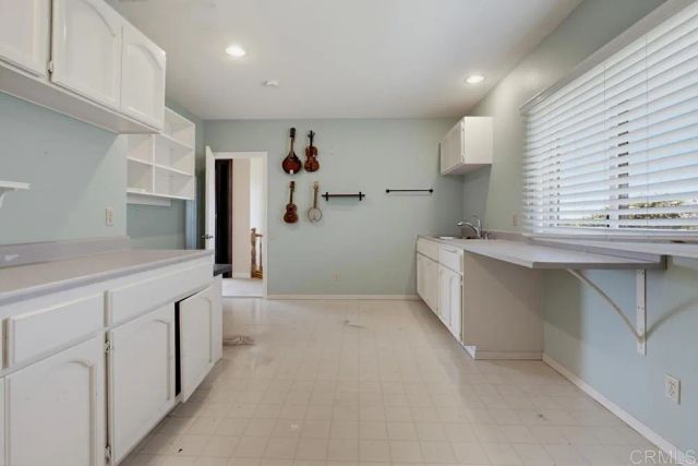 2171 Paseo Grande, El Cajon, CA 92019