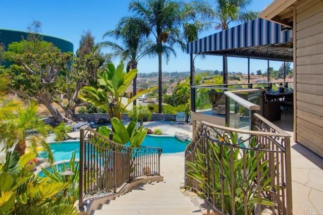 2171 Paseo Grande, El Cajon, CA 92019
