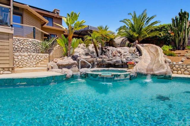 2171 Paseo Grande, El Cajon, CA 92019